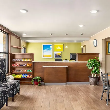 Days Inn By Wyndham Paris-3
