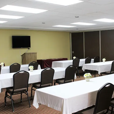 Quality Inn & Suites Lincoln South-2