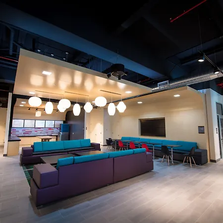 Aloft By Marriott New York Laguardia Airport-2