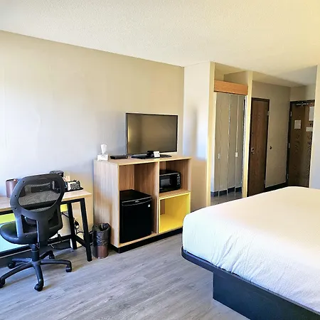 Days Inn By Wyndham Rolla-2