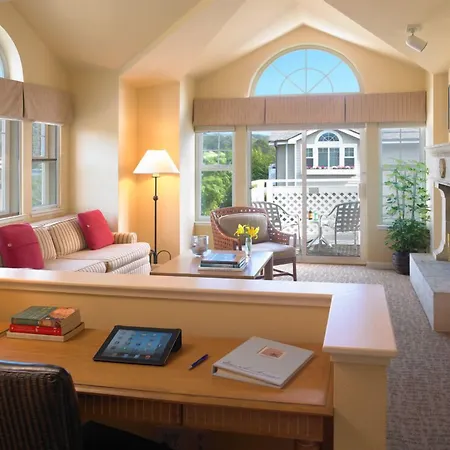 Beach House Half Moon Bay-2