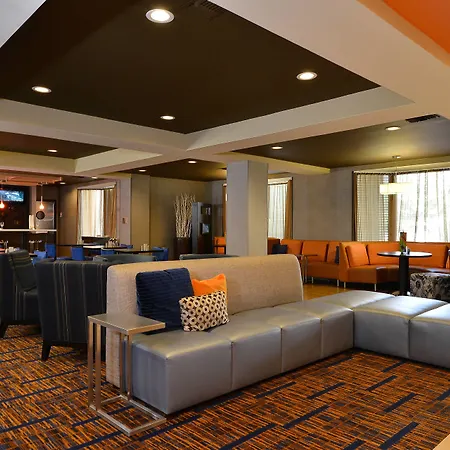 Courtyard By Marriott Bentonville-2