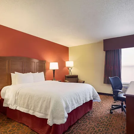 Hampton Inn Shawnee-2