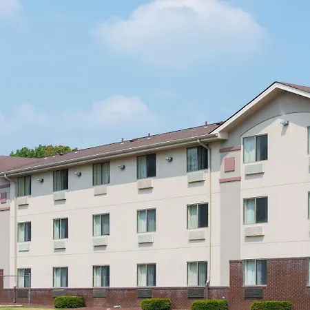 Super 8 By Wyndham New Castle-2