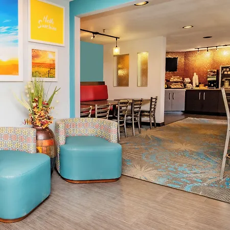 Days Inn By Wyndham Fort Smith-3