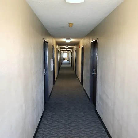 Sutter Inn-2
