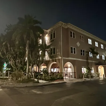 Tahitian Inn Boutique Hotel Tampa-3