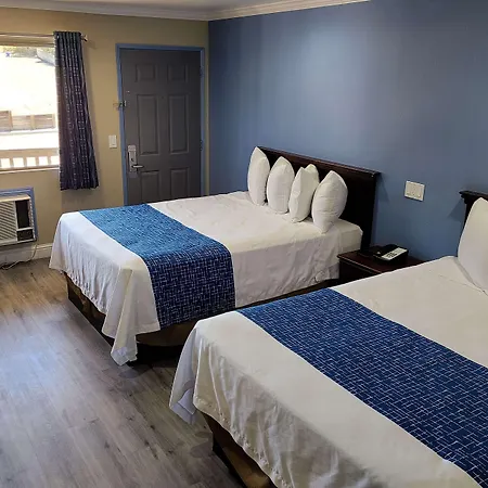 Travelodge By Wyndham Clearlake-3