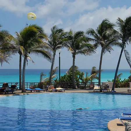 The Grand Oasis Cancun-2