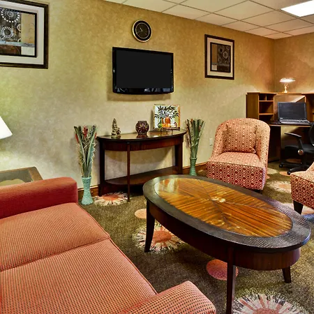 Spark By Hilton Waynesboro-2