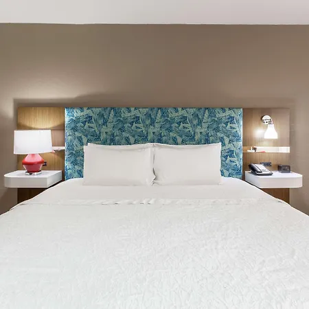 Hampton Inn Biloxi-Ocean Springs-2