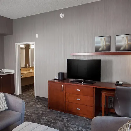 Courtyard By Marriott Stockton-2