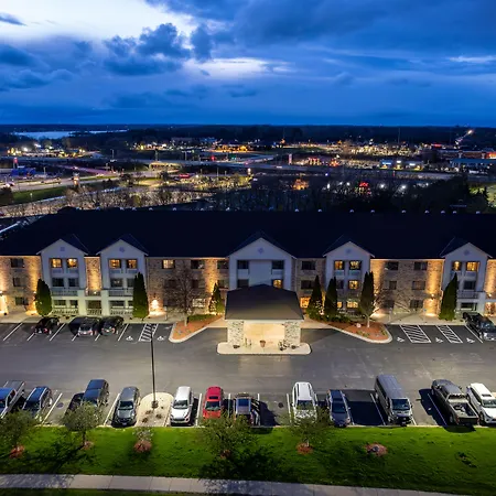 La Quinta By Wyndham Milwaukee Delafield-3