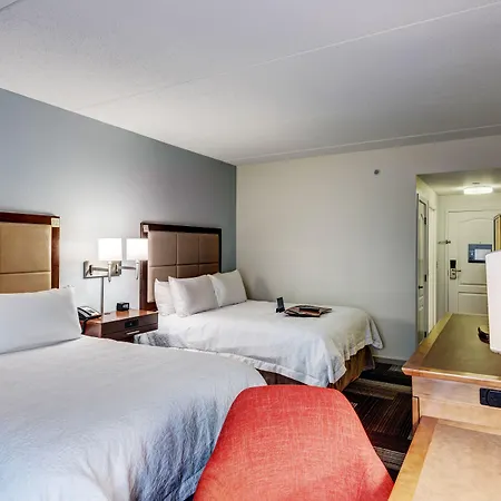 Hampton Inn Pittsburgh-Monroeville-2