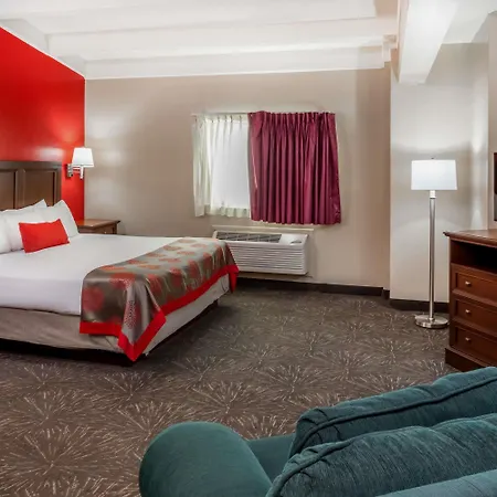 Ramada By Wyndham Hammond Hotel & Conference Center-2