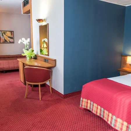 Idea Hotel Piacenza-2