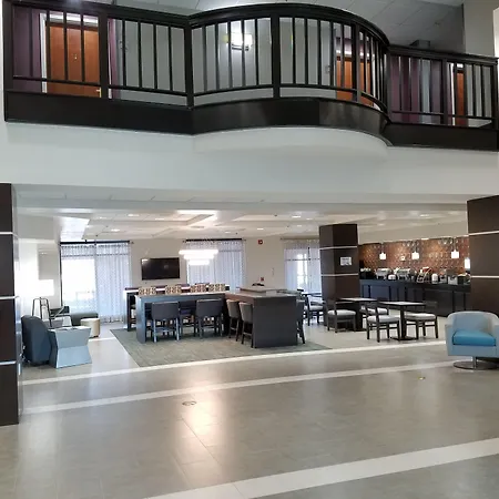 Comfort Inn & Suites Columbus North-3