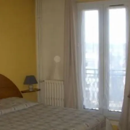 Hotel De Paris Et Des Voyageurs-2