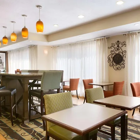 Hampton Inn Zanesville-2