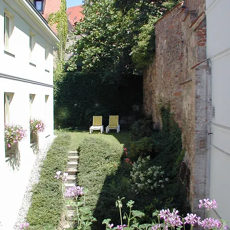 Hotel Agneshof Nuernberg-3