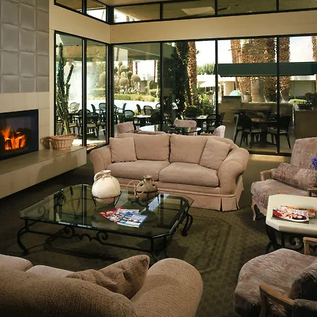 Desert Isle Of Palm Springs-2