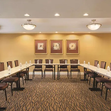 Country Inn & Suites By Radisson, Atlanta Airport North, Ga-3