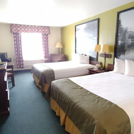 Super 8 By Wyndham Mccall-2