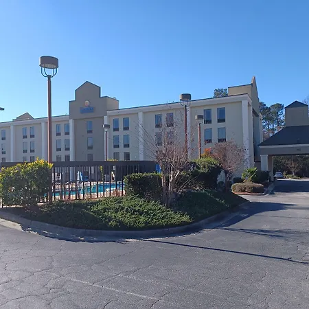 Comfort Inn & Suites Thomson-3