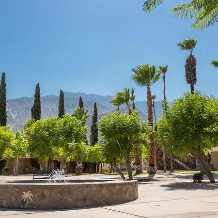 Days Inn By Wyndham Palm Springs-3