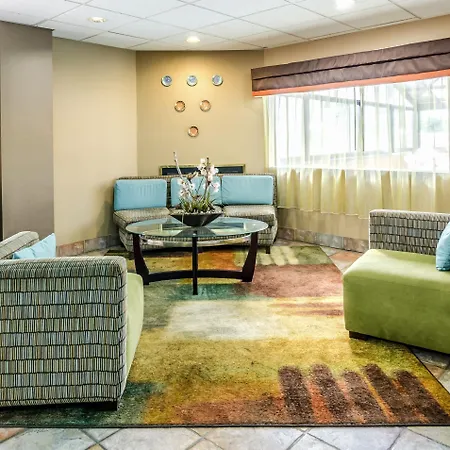Spark By Hilton Wytheville East Main Street-3