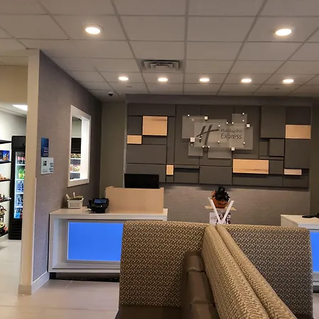 Holiday Inn Express Metropolis By Ihg-3