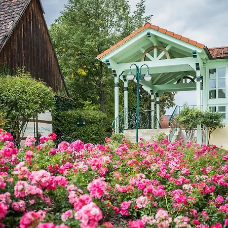 Hotel Linderhof-3
