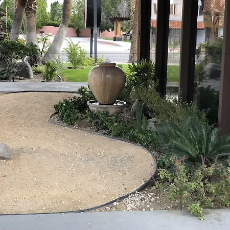 Desert Lodge-2