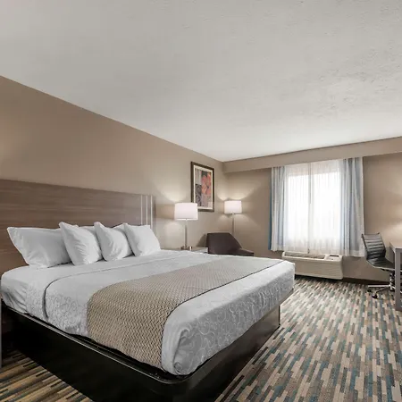 Best Western Edinburgh/Columbus-2