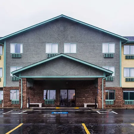 Quality Inn Streetsboro - Kent-3