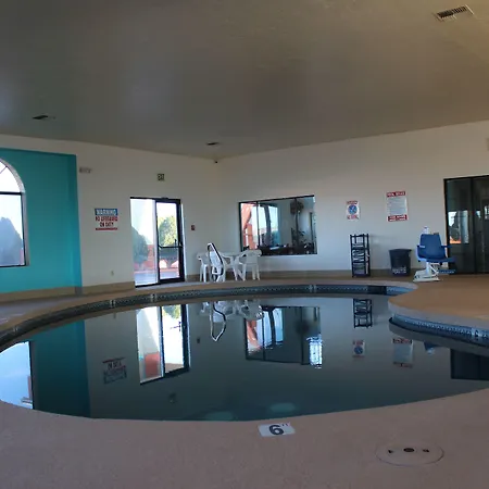 Howard Johnson By Wyndham Holbrook-2