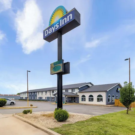 Days Inn By Wyndham Miami-2
