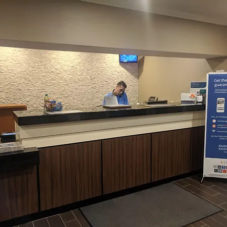 Comfort Inn & Suites North Dallas-Addison-3