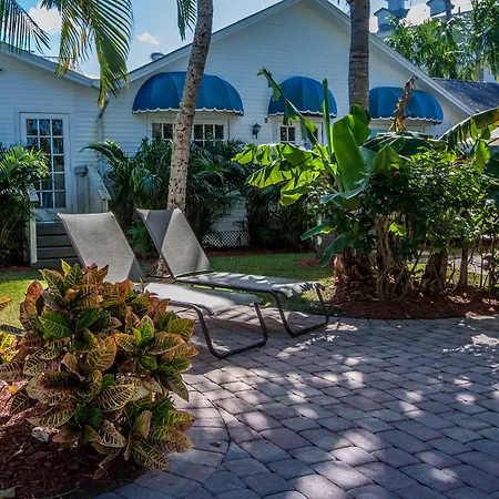 Olde Marco Island Inn And Suites-2