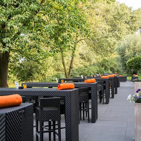 Postillion Hotel Deventer-2