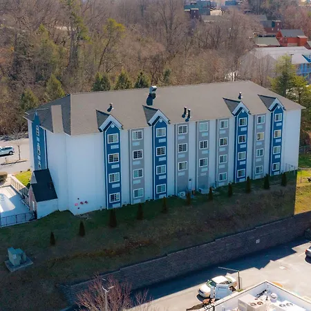 Microtel Inn & Suites By Wyndham Pigeon Forge-3