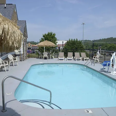 Microtel Inn & Suites By Wyndham Pigeon Forge-2