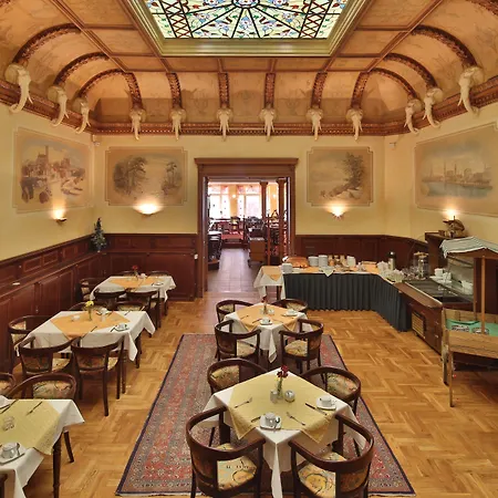 Hotel Elefant-3