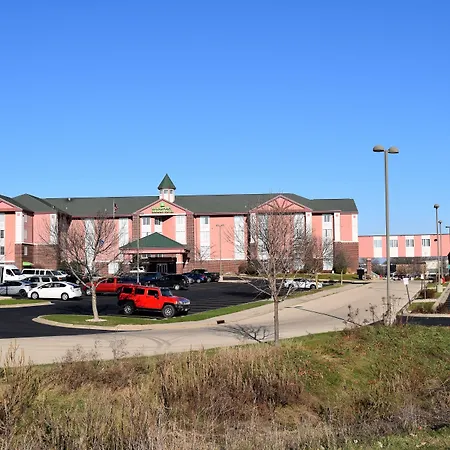Wyndham Garden Madison Fitchburg-2