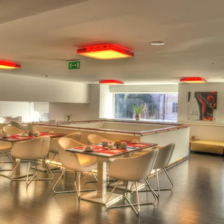Hotel Jeronimos 8-3