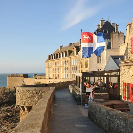 The Originals Boutique, Hôtel des Marins, Saint-Malo (Inter-Hotel)-3