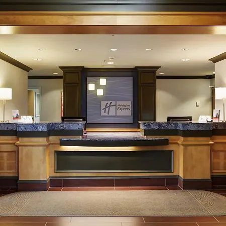 Holiday Inn Express Hotel & Suites Warwick-Providence Airport By Ihg-3