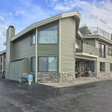 Pointes North Inn-3
