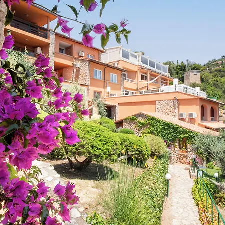 Boutique Hotel Torre Di Cala Piccola-2