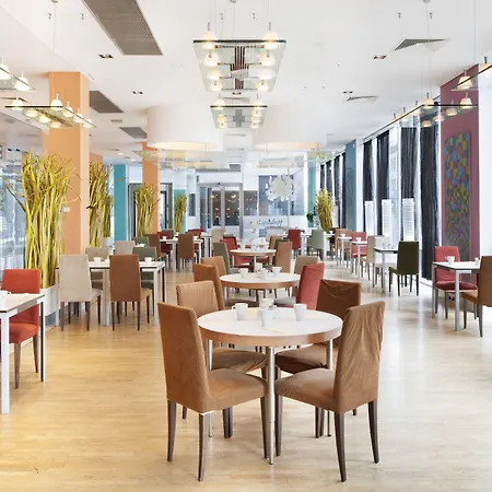 Holiday Inn Prague By Ihg-2